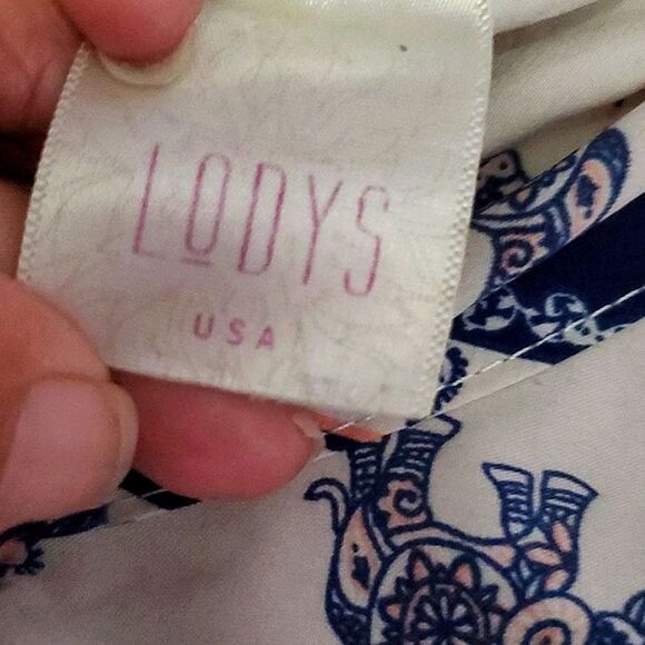 Lodys Cream Elephant Boho Hippie 3/4 Sleeves Retro Boxy Top - Picture 8 of 8